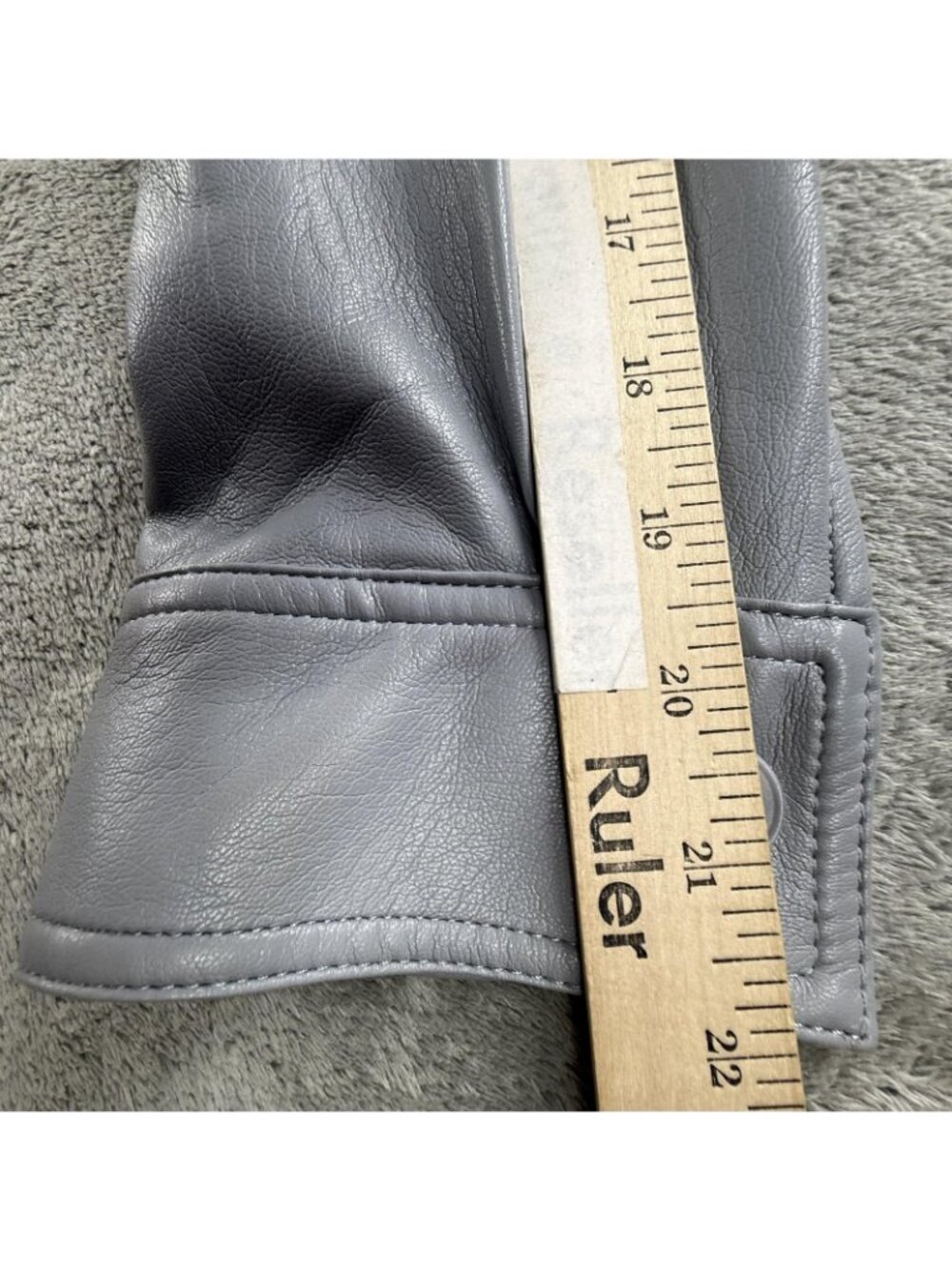 Wilfred Jacket Womens XS Gray Faux Leather Button Shirt Pockets Shacket Aritzia - Picture 15 of 16